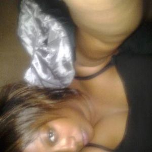 Meet your Posher, Roxanna